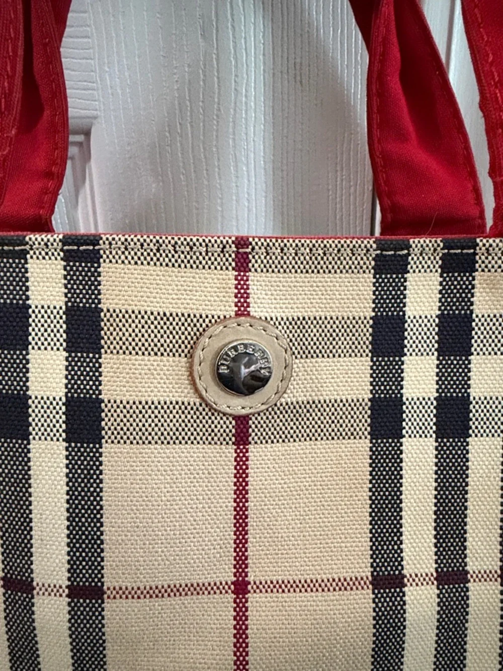 Burberry Beige Plaid Tote with Red Handles - Picture 6 of 7
